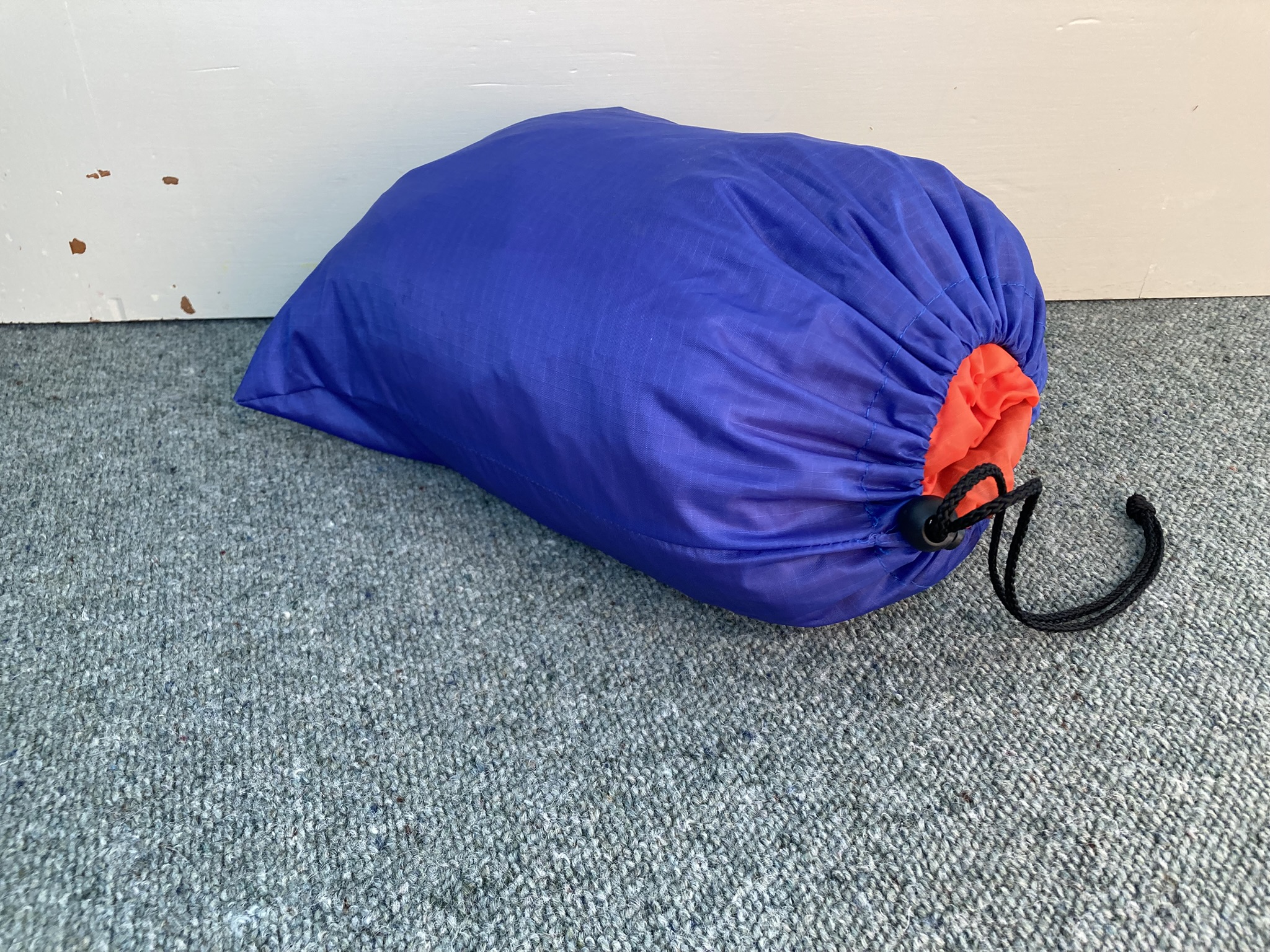 Star shaped parachute